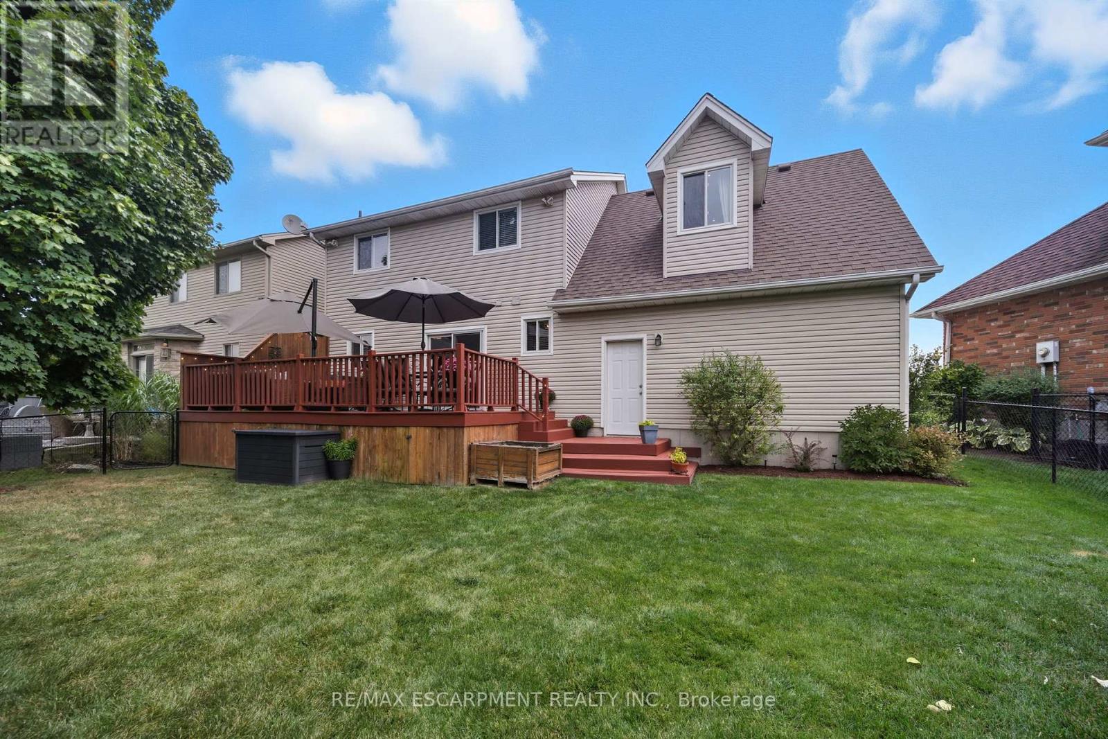 4 Blackburn Court, Haldimand, Ontario  N3W 2N9 - Photo 36 - X12417793