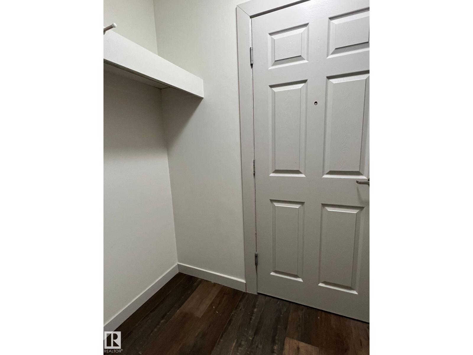 10145 113 St Nw, Edmonton, Alberta  T5K 1P1 - Photo 4 - E4458852