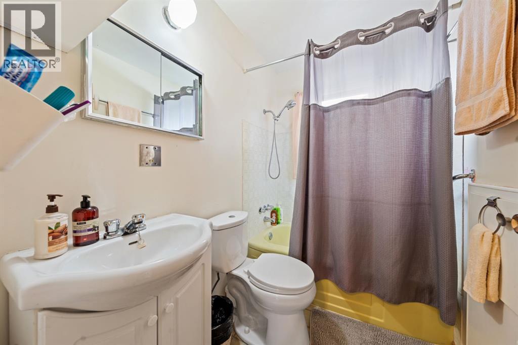 207 5 Avenue Se, Manning, Alberta  T0H 2M0 - Photo 16 - A2127353