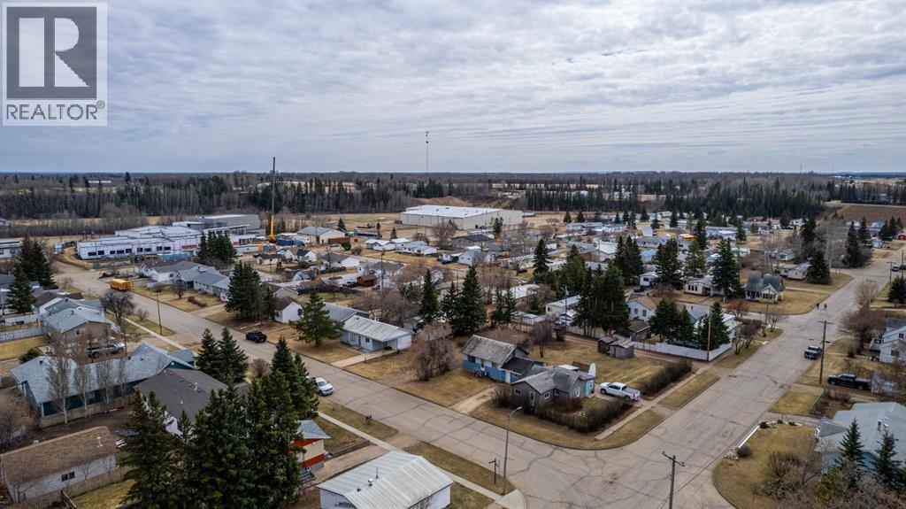 207 5 Avenue Se, Manning, Alberta  T0H 2M0 - Photo 41 - A2127353