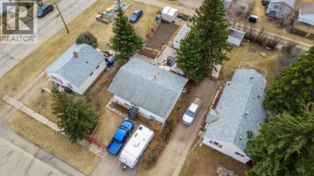 207 5 Avenue Se, Manning, Alberta  T0H 2M0 - Photo 33 - A2127353