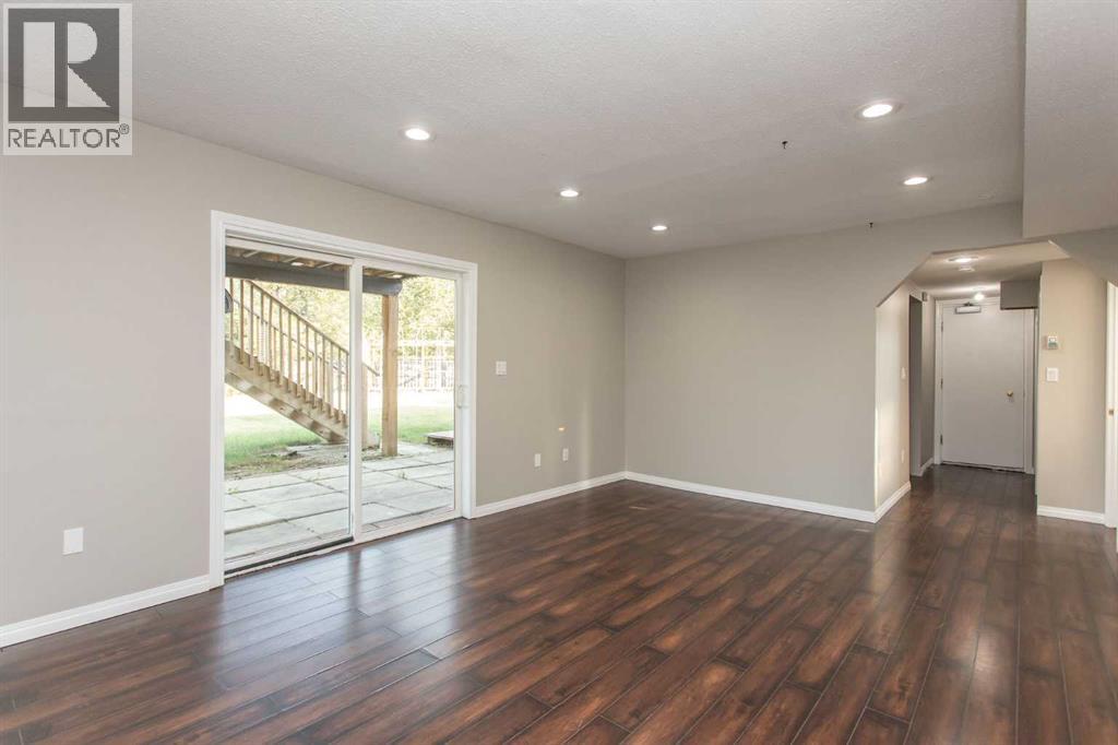 30 Maple Bay, Lacombe, Alberta  T4L 1V5 - Photo 21 - A2257121
