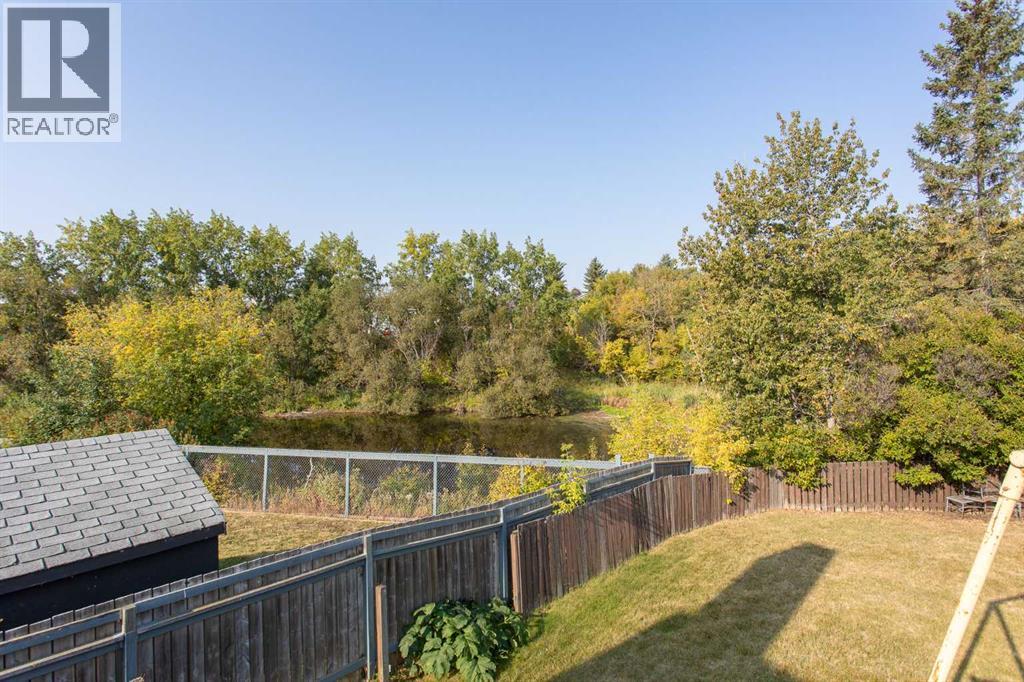 30 Maple Bay, Lacombe, Alberta  T4L 1V5 - Photo 34 - A2257121