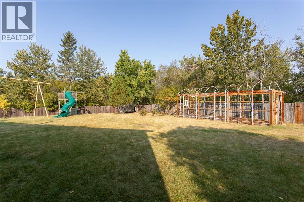 30 Maple Bay, Lacombe, Alberta  T4L 1V5 - Photo 35 - A2257121