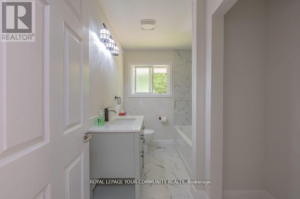9297 Highway 118 E, Minden Hills, Ontario  K0M 1J2 - Photo 20 - X12417807