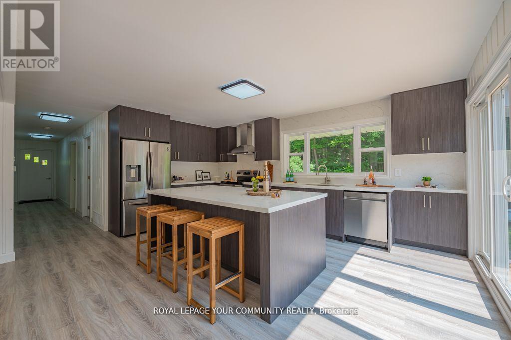 9297 Highway 118 E, Minden Hills, Ontario  K0M 1J2 - Photo 23 - X12417807