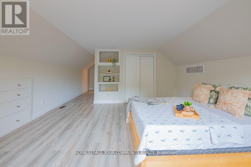 9297 Highway 118 E, Minden Hills, Ontario  K0M 1J2 - Photo 29 - X12417807