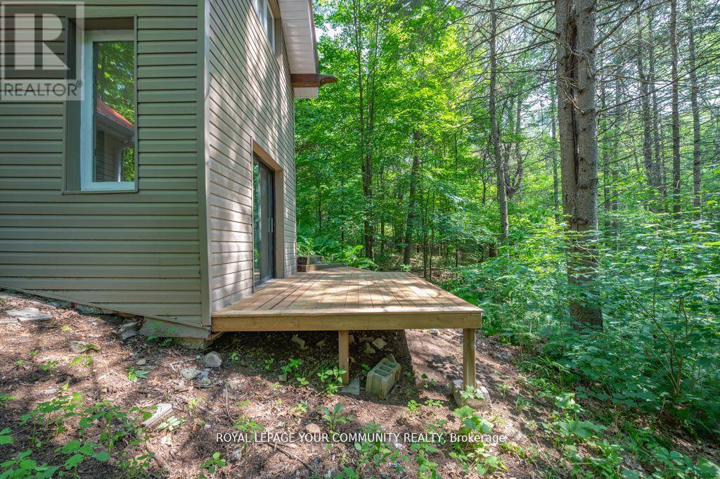 9297 Highway 118 E, Minden Hills, Ontario  K0M 1J2 - Photo 4 - X12417807