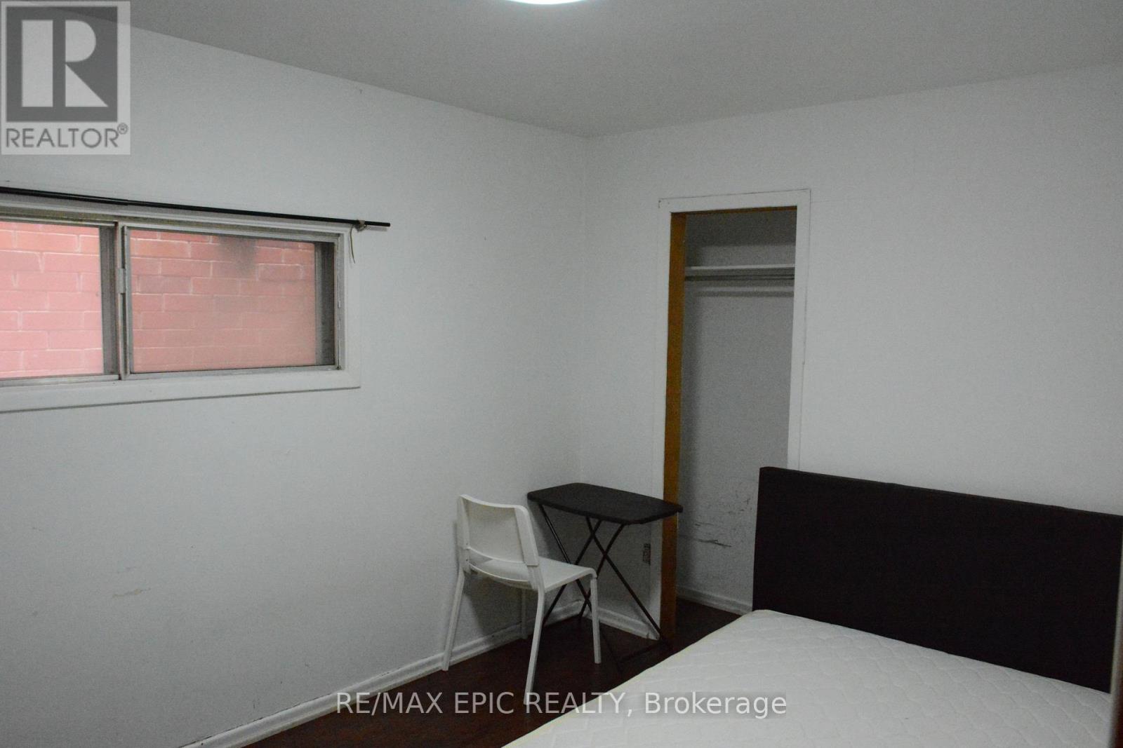 Main - 137 Markham Street, Toronto, Ontario  M6J 2G4 - Photo 7 - C12246134