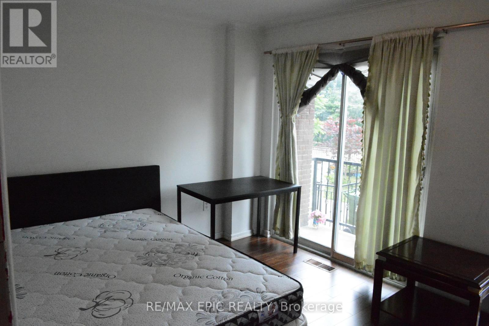 Main - 137 Markham Street, Toronto, Ontario  M6J 2G4 - Photo 9 - C12246134