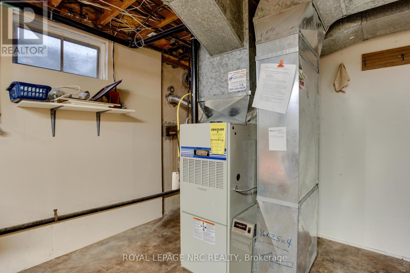 7061 Dolphin Street, Niagara Falls, Ontario  L2E 6Y3 - Photo 18 - X12417816