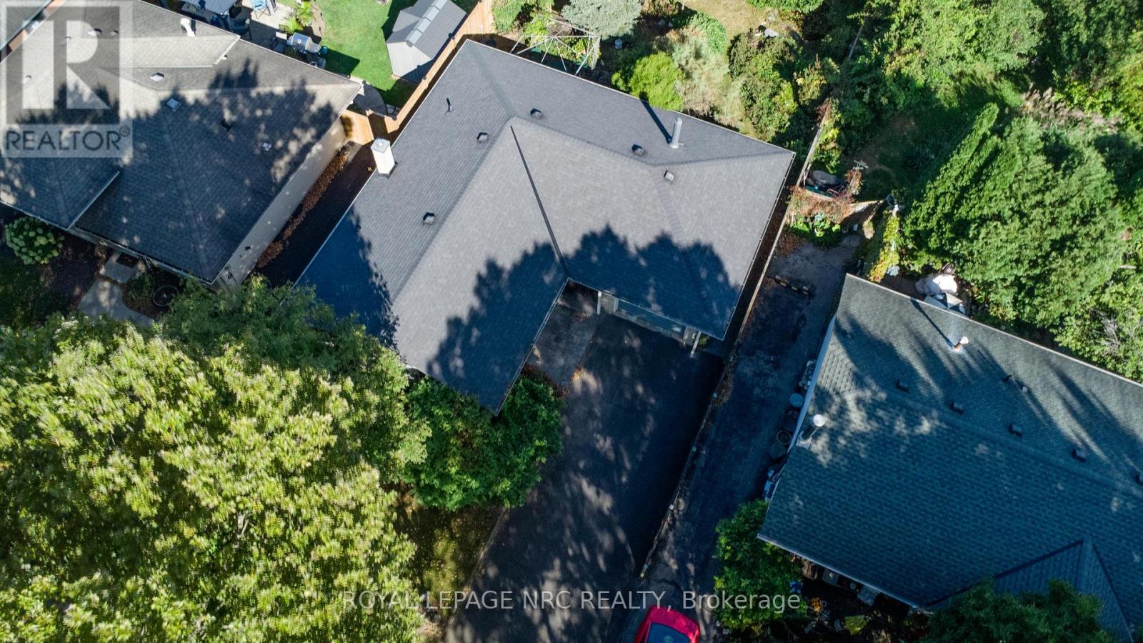 7061 Dolphin Street, Niagara Falls, Ontario  L2E 6Y3 - Photo 21 - X12417816