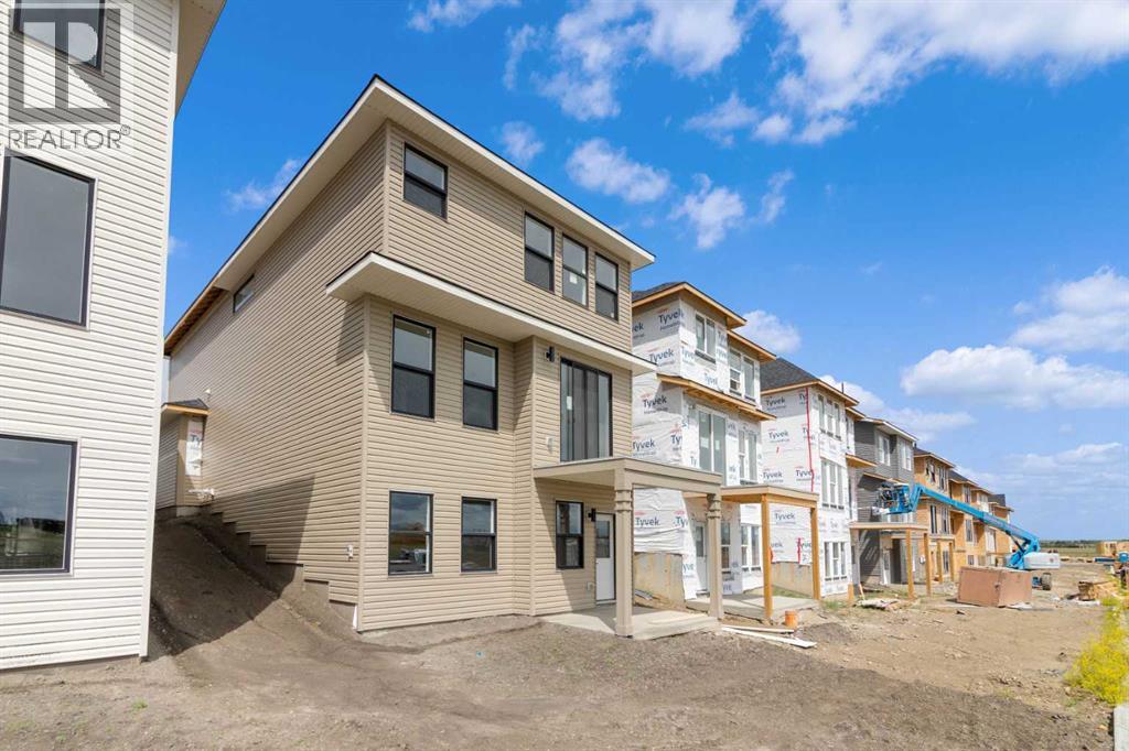 1313 South Point Parade Sw, Airdrie, Alberta  T4B 5P3 - Photo 38 - A2207007