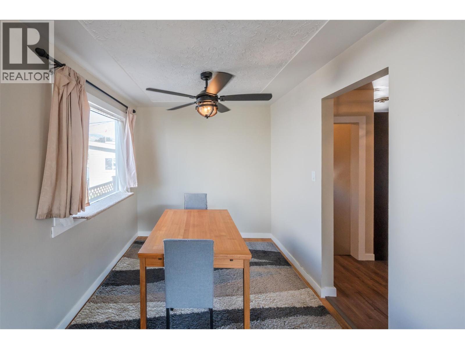 Photo 8 at 205 Manor Park Ave. Avenue, Main North, Penticton Photo 8 at 205 Manor Park Ave. Avenue, Main North, Penticton