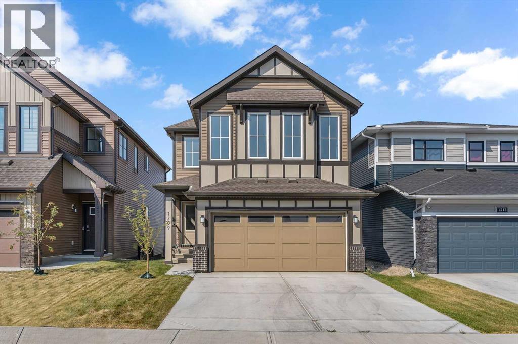 1209 Chinook Gate Bay SW, Airdrie, Alberta