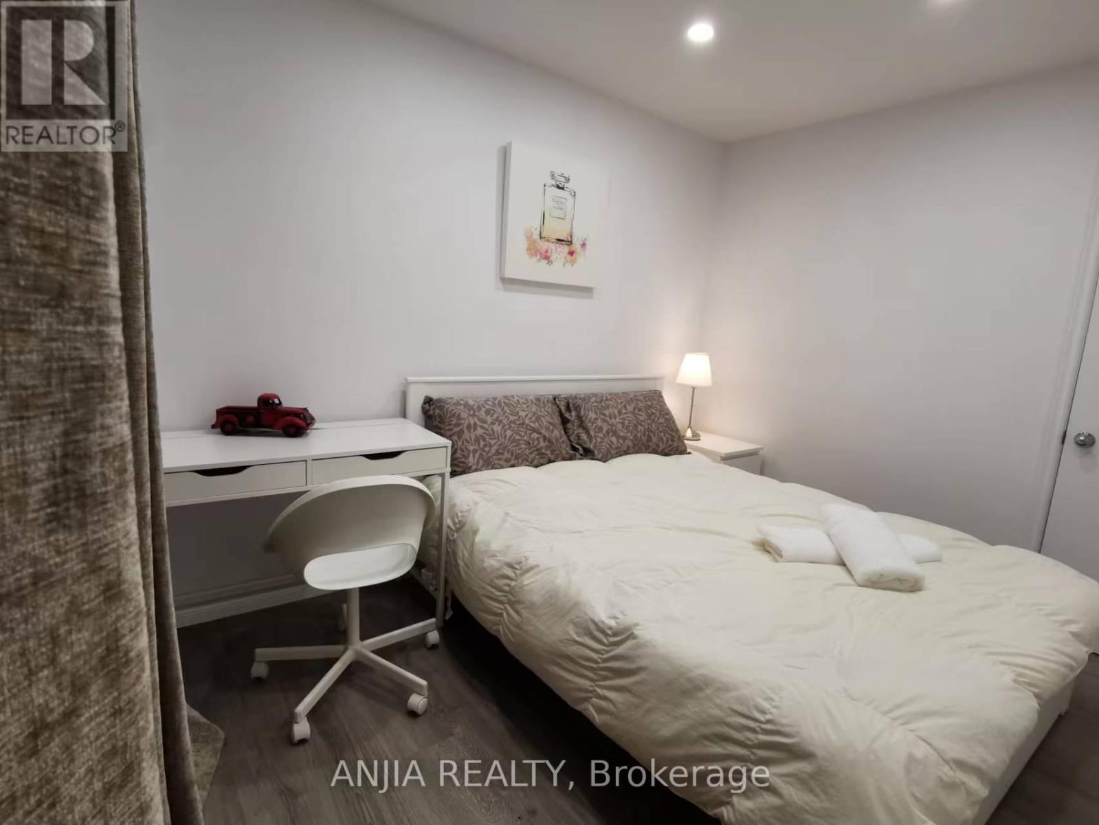 Main - 442 Bonita Court, Richmond Hill, Ontario  L4C 3N1 - Photo 19 - N12317933
