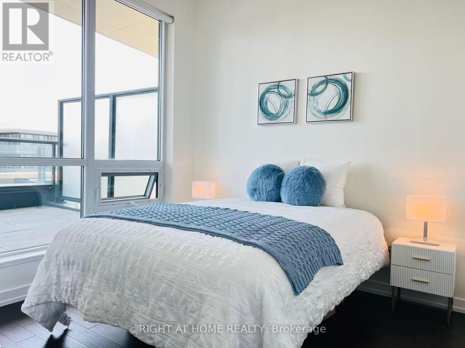 407 - 4011 Brickstone Mews, Mississauga, Ontario  L5B 0J7 - Photo 12 - W12417594