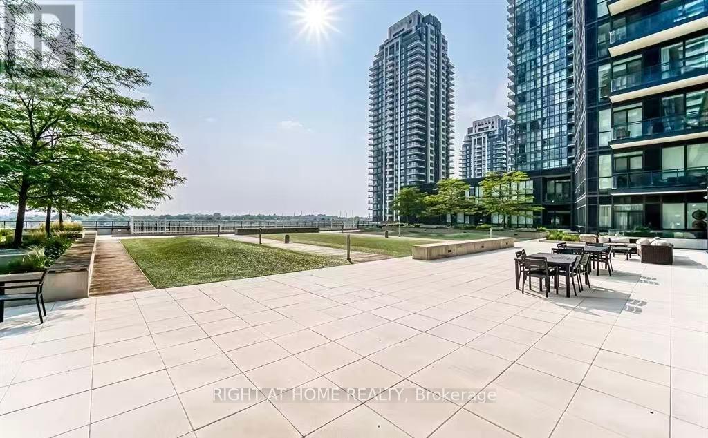 407 - 4011 Brickstone Mews, Mississauga, Ontario  L5B 0J7 - Photo 27 - W12417594