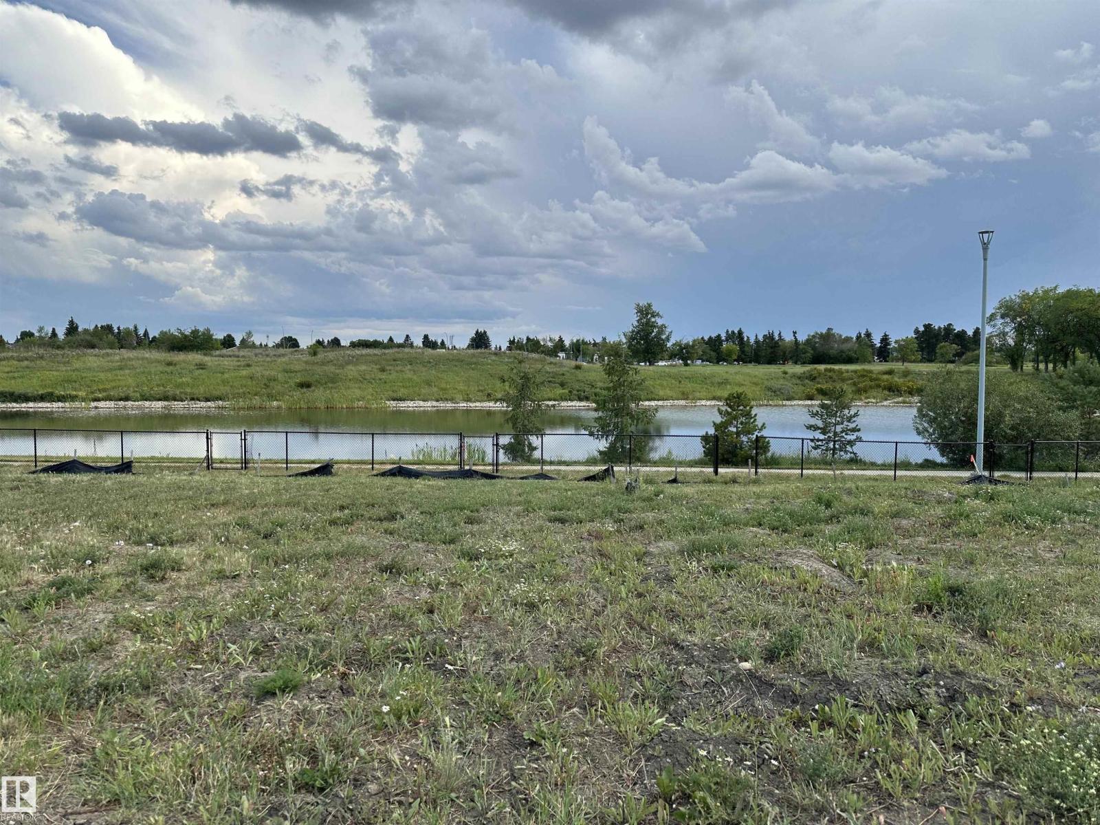 9223 156 Av Nw, Edmonton, Alberta  T5Z 0S4 - Photo 15 - E4458855