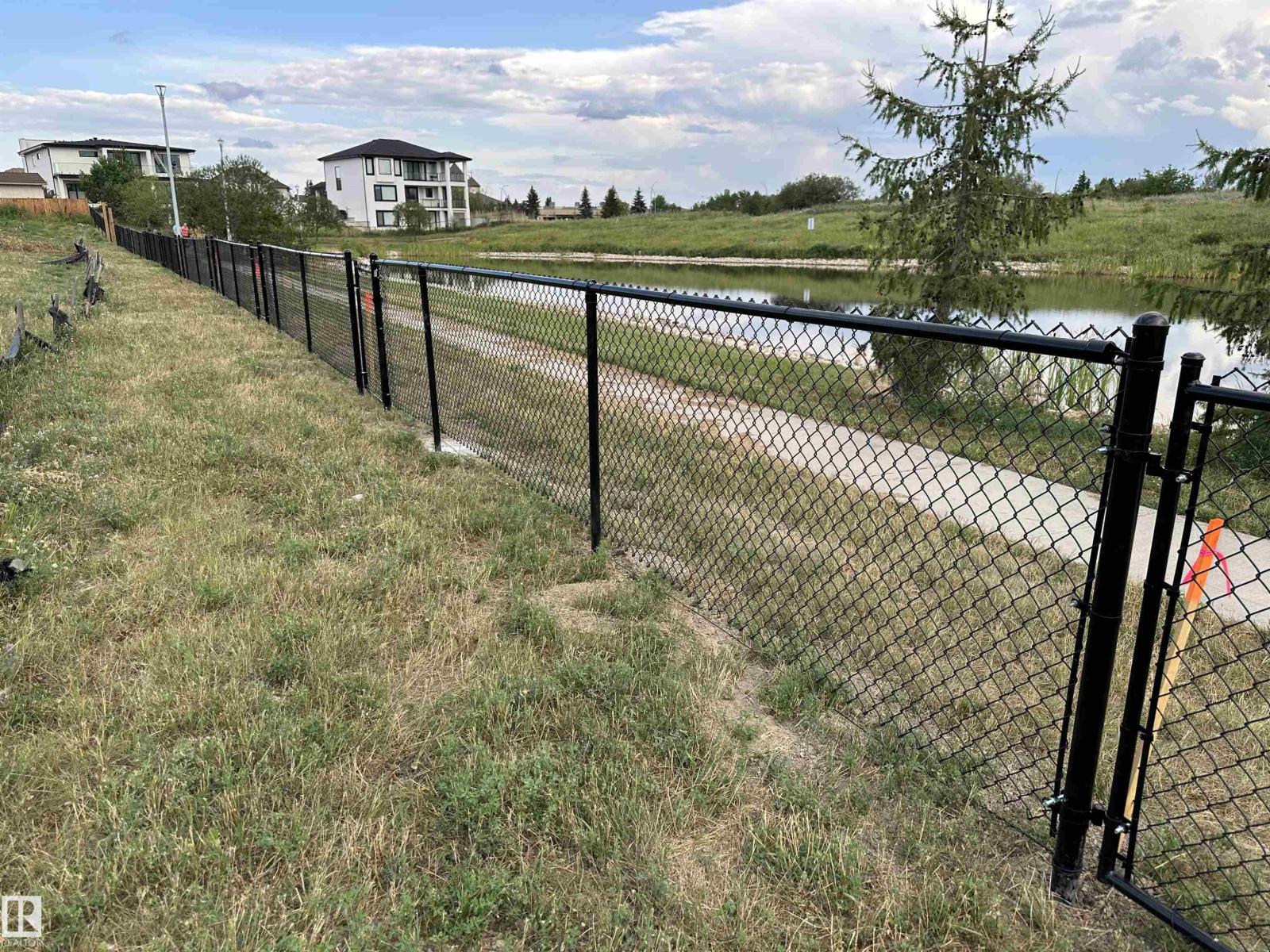 9223 156 Av Nw, Edmonton, Alberta  T5Z 0S4 - Photo 19 - E4458855