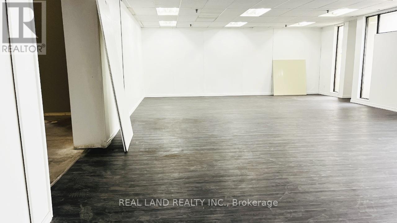 Unit 2 - 455 Steelcase Road E, Markham, Ontario  L3R 1G3 - Photo 4 - N12417812