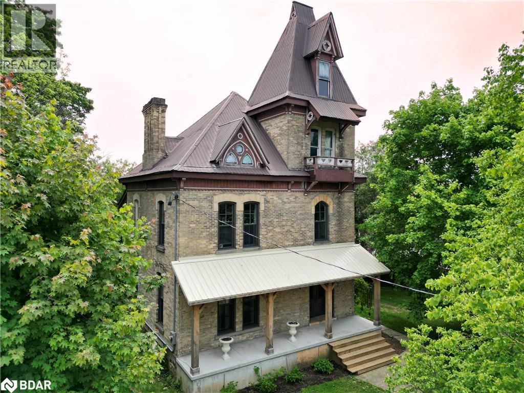 150 Wellington Street E, Mount Forest, Ontario  N0G 2L2 - Photo 1 - 40763073