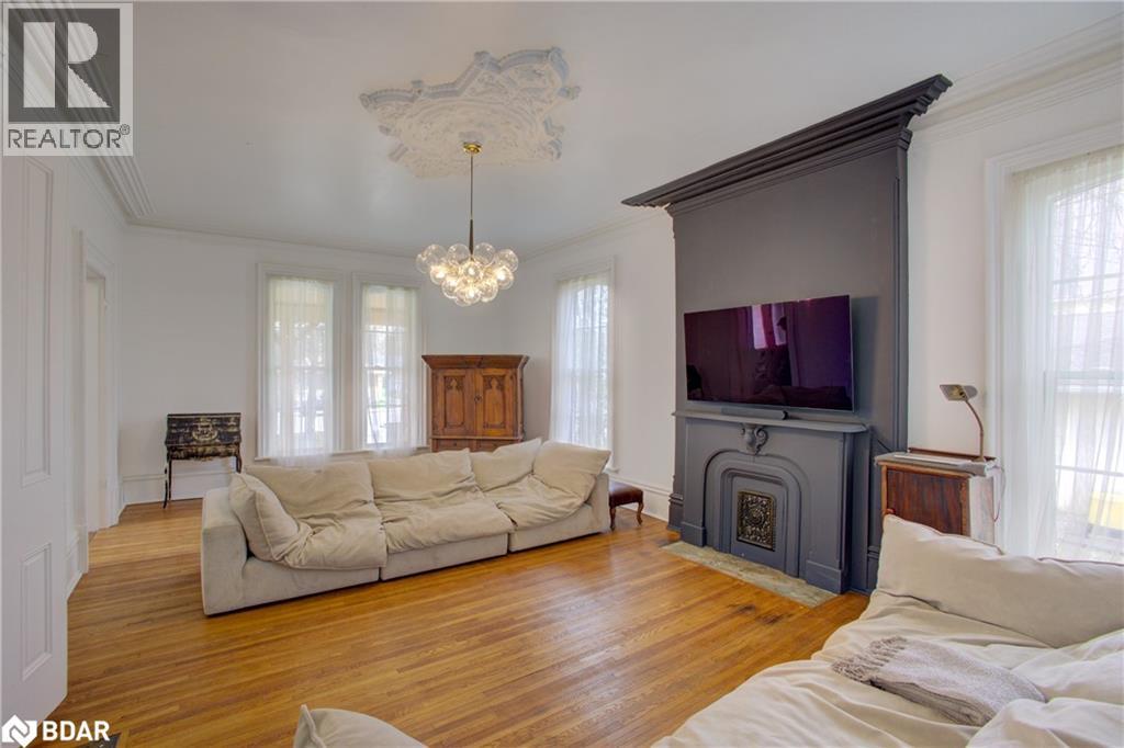 150 Wellington Street E, Mount Forest, Ontario  N0G 2L2 - Photo 8 - 40763074