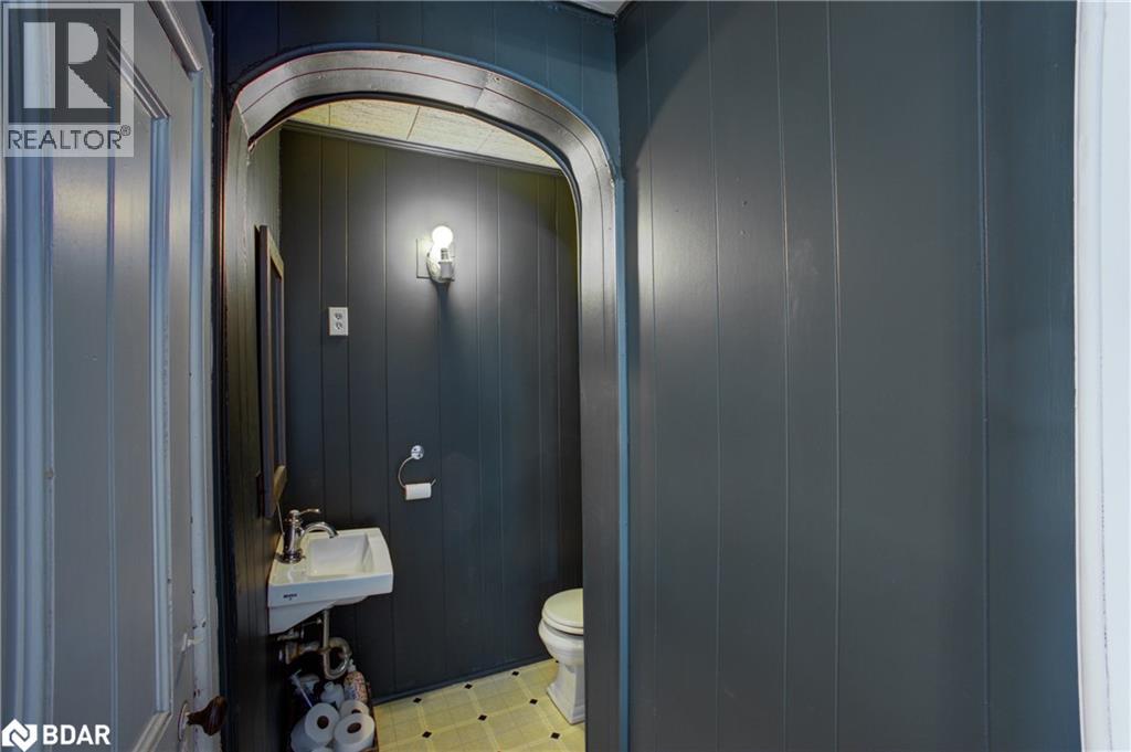 150 Wellington Street E, Mount Forest, Ontario  N0G 2L2 - Photo 18 - 40763074