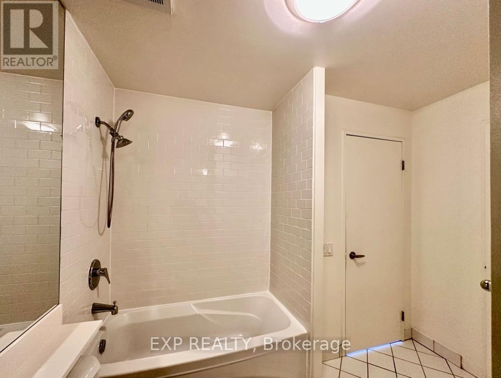201 - 901 Queen Street W, Toronto, Ontario  M6J 1G5 - Photo 16 - C12416398