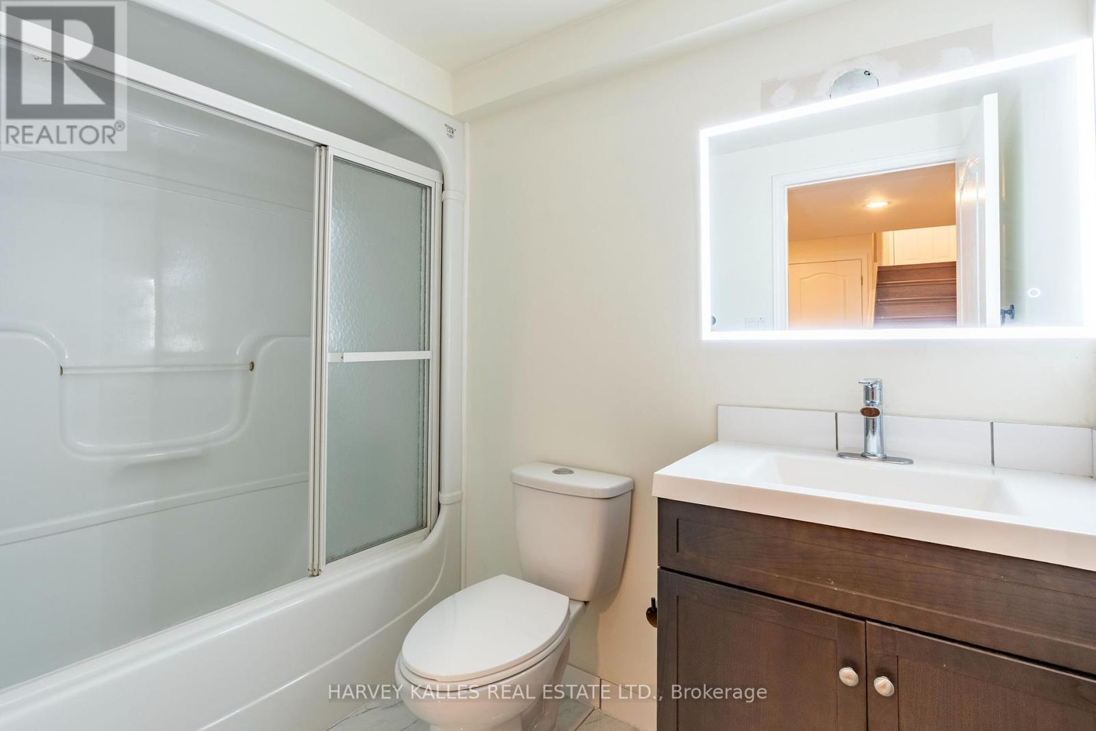 573 Windjammer Way, Waterloo, Ontario  N2K 3Z5 - Photo 39 - X12417719