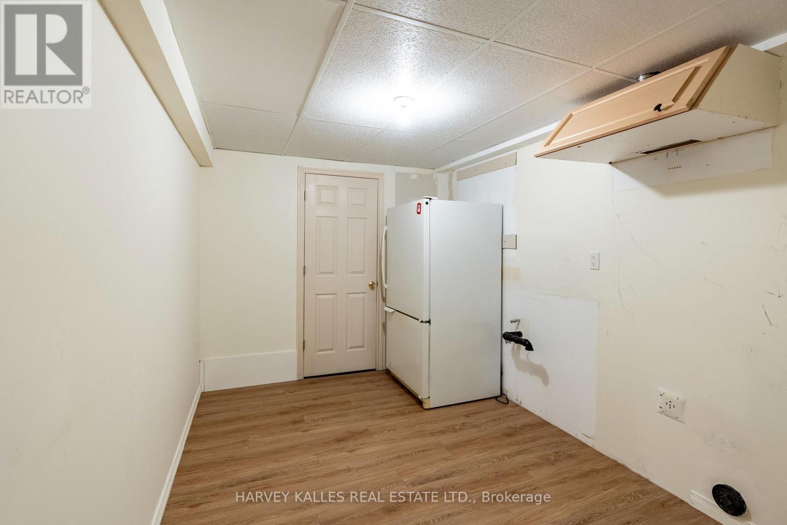 573 Windjammer Way, Waterloo, Ontario  N2K 3Z5 - Photo 37 - X12417719