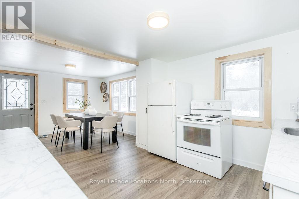 80 Concession 8 Road E, Tiny, Ontario  L0L 2J0 - Photo 10 - S12417827