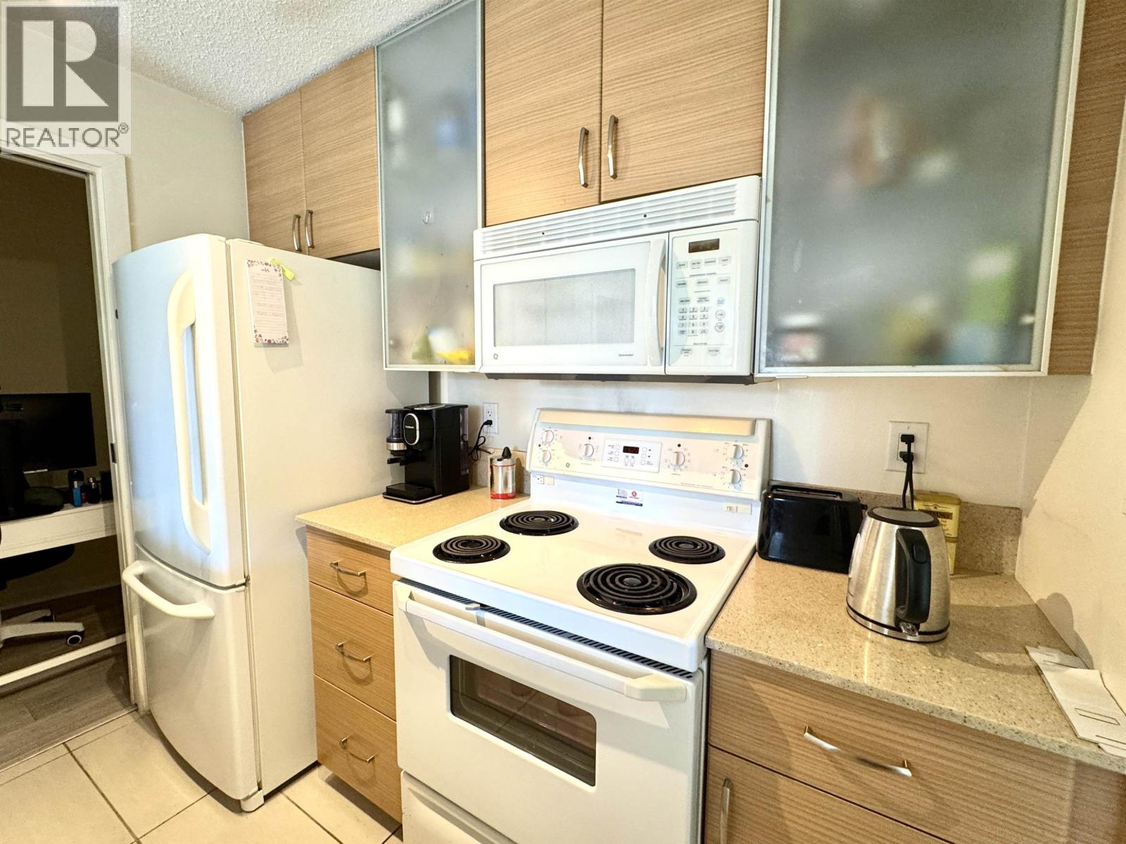 410 977 Mainland Street, Vancouver, British Columbia  V6B 1T2 - Photo 4 - R3049879