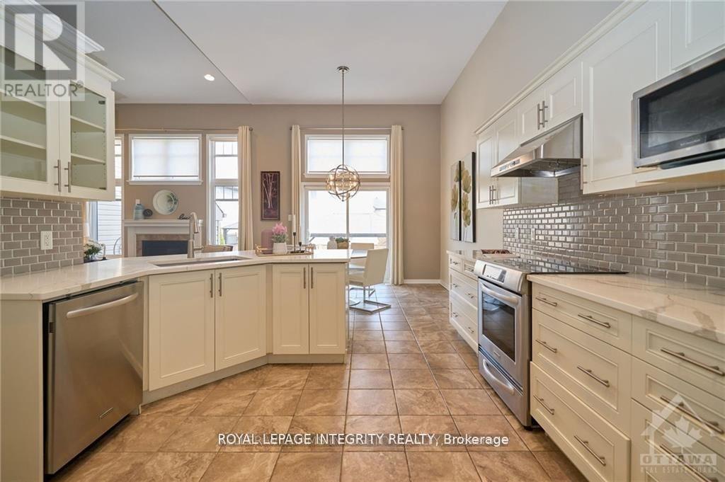 132 Palfrey Way, Ottawa, Ontario  K2V 0A6 - Photo 6 - X12417824