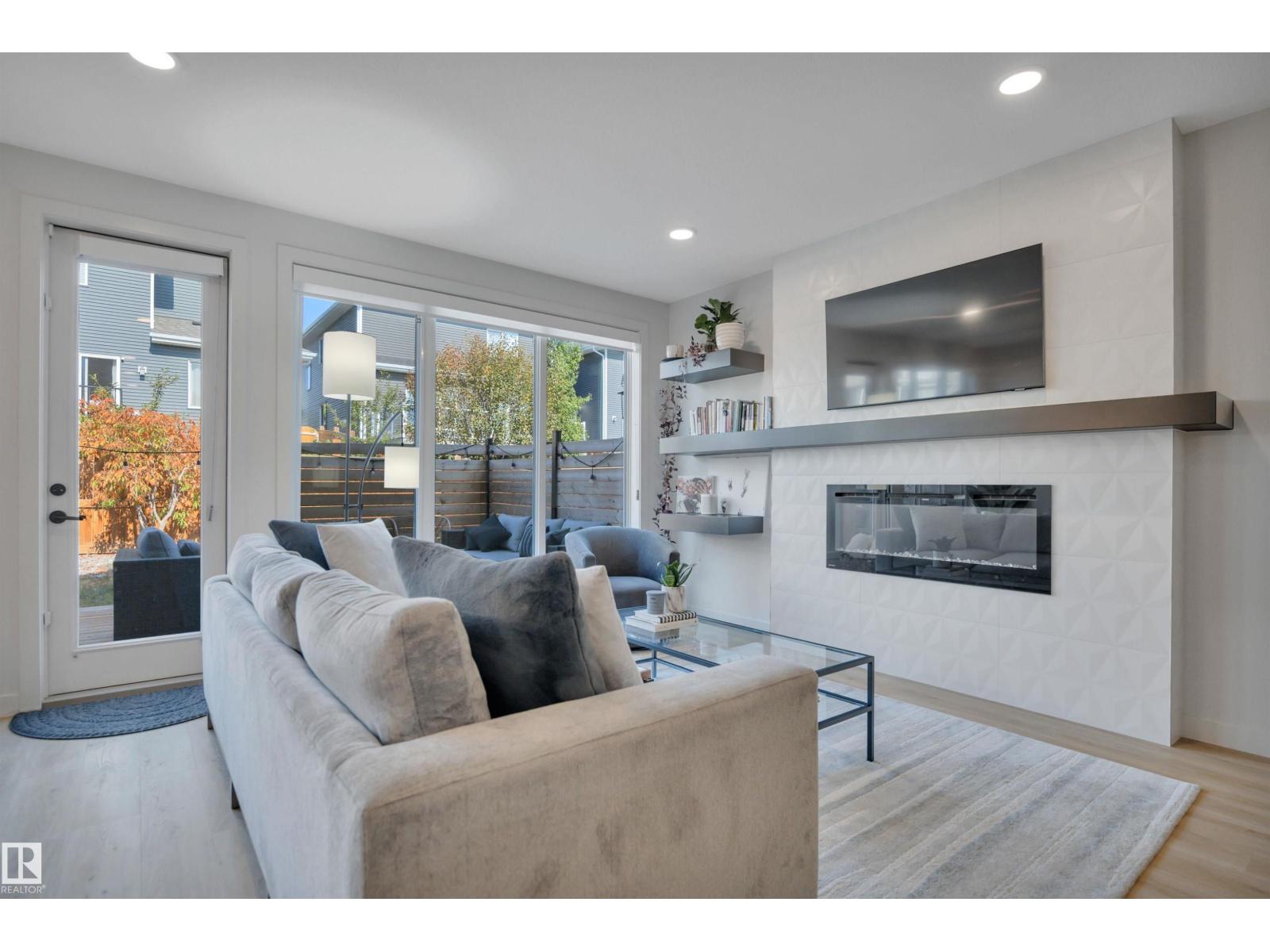6458 Elston Lo Nw, Edmonton, Alberta  T6M 0V9 - Photo 4 - E4458858
