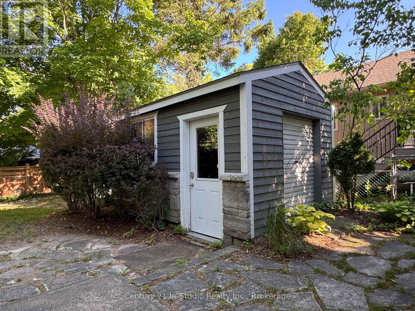 550 Mcnabb Street, Saugeen Shores, Ontario  N0H 2L0 - Photo 41 - X12417833