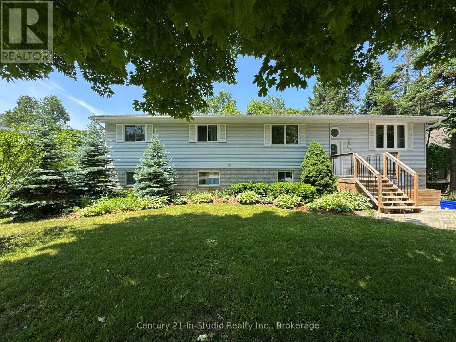 550 Mcnabb Street, Saugeen Shores, Ontario  N0H 2L0 - Photo 47 - X12417833