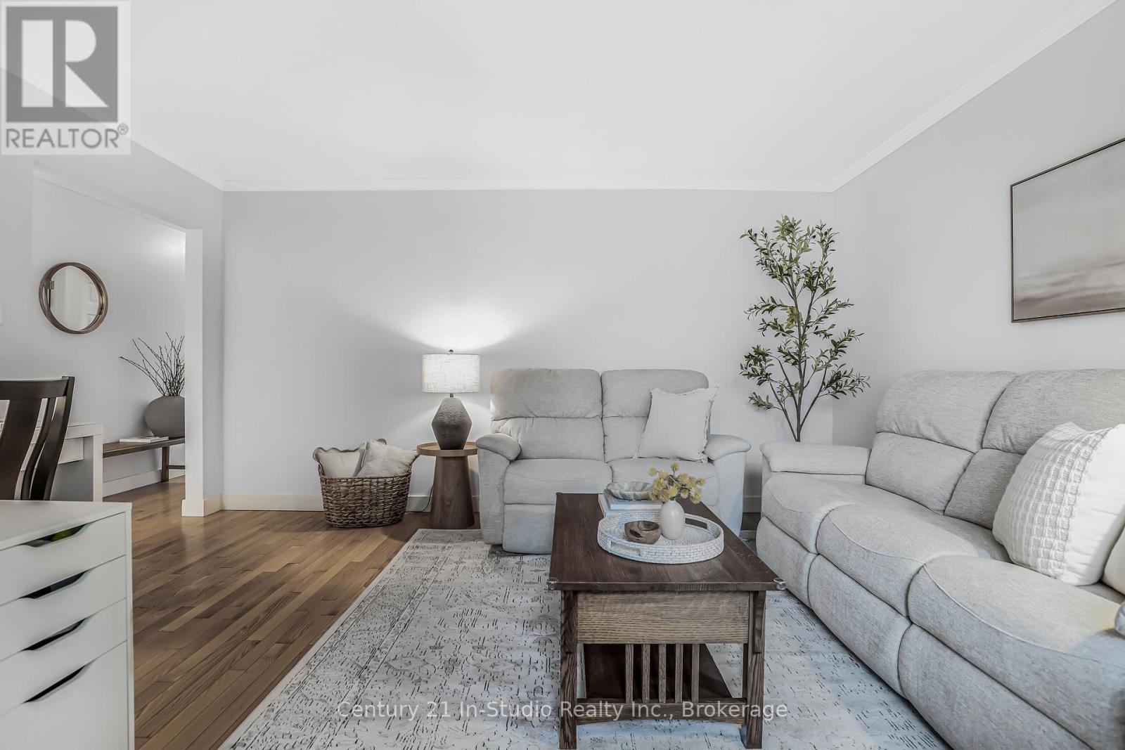 550 Mcnabb Street, Saugeen Shores, Ontario  N0H 2L0 - Photo 6 - X12417833