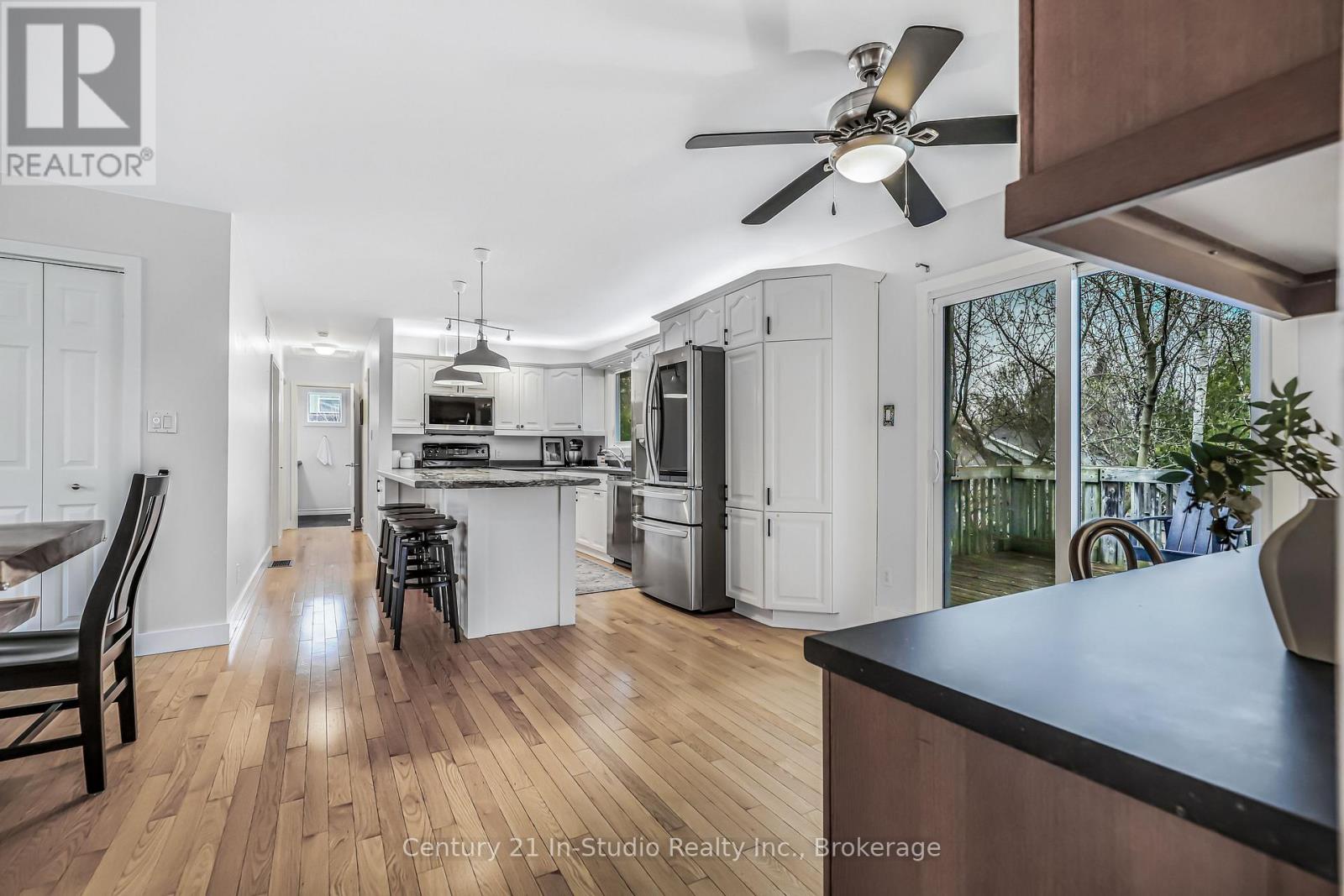 550 Mcnabb Street, Saugeen Shores, Ontario  N0H 2L0 - Photo 8 - X12417833
