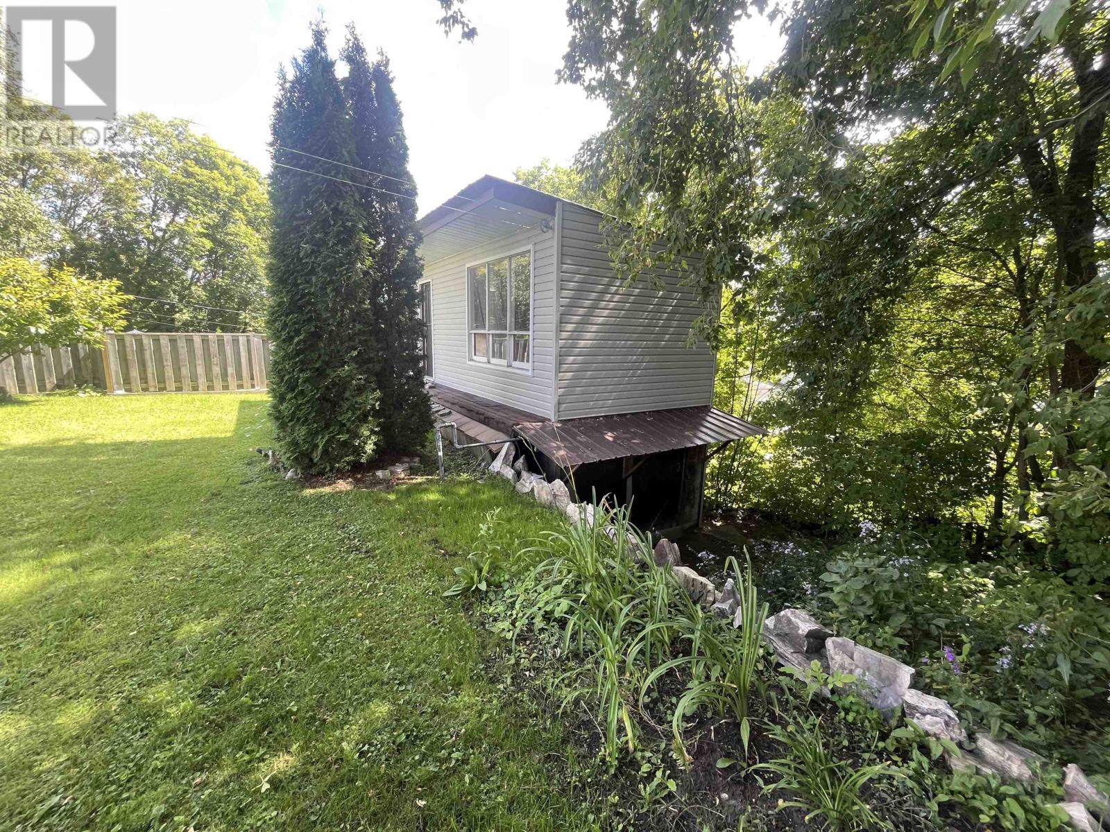 116 Fifth Street, Nipigon, Ontario  P0T 2J0 - Photo 6 - TB252711