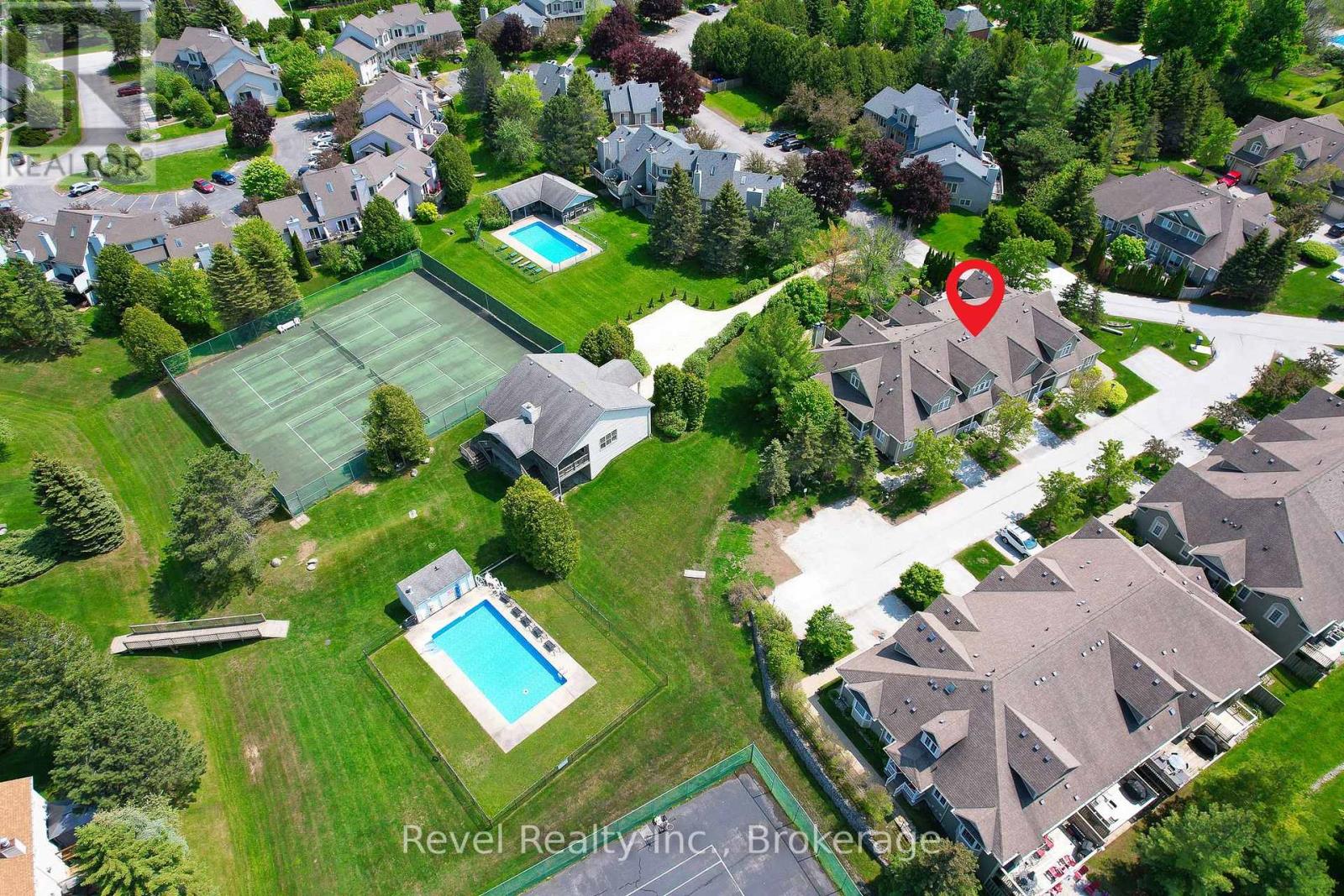 19 - 110 NAPIER STREET W, Blue Mountains, Ontario