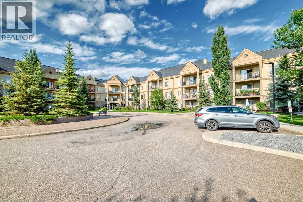 212, 52 Cranfield Link SE, Calgary, Alberta