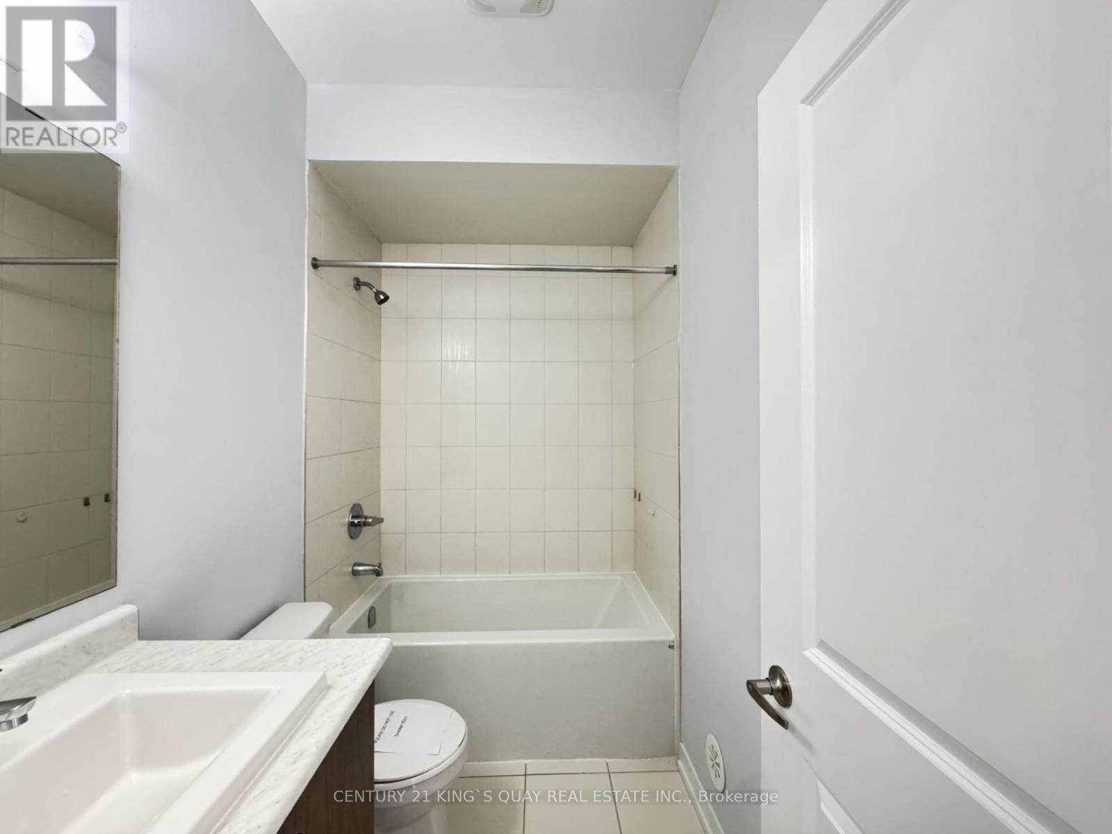 42 Fancamp Drive, Vaughan, Ontario  L6A 4Z1 - Photo 24 - N12414756