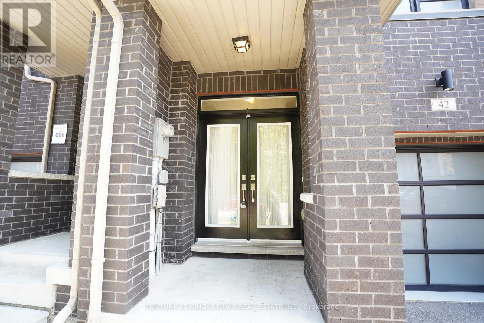 42 Fancamp Drive, Vaughan, Ontario  L6A 4Z1 - Photo 3 - N12414756