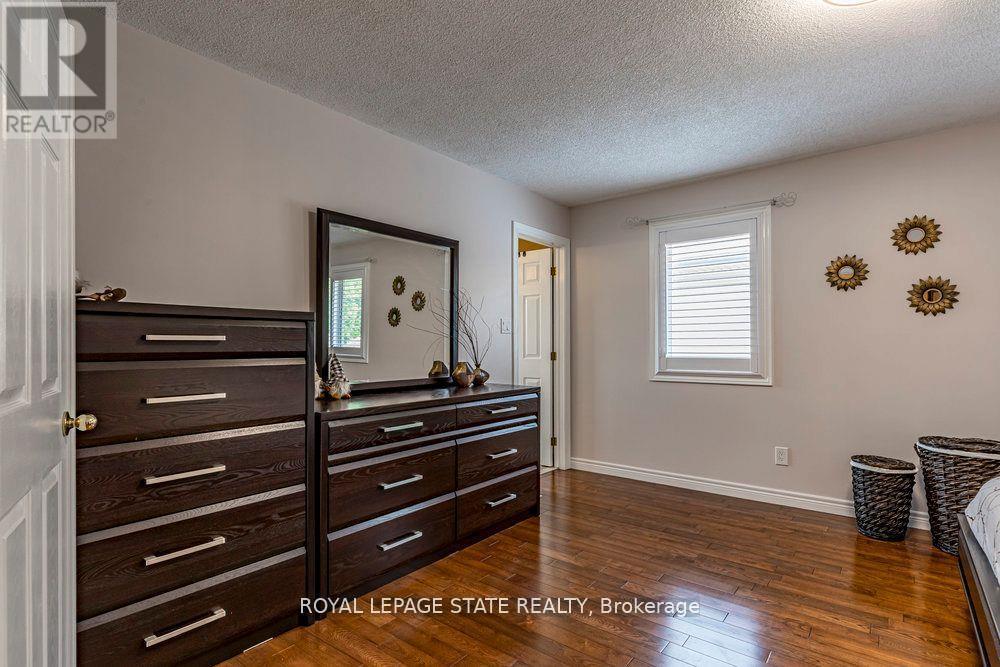42 Archer Way, Hamilton, Ontario  L0R 1W0 - Photo 27 - X12406745