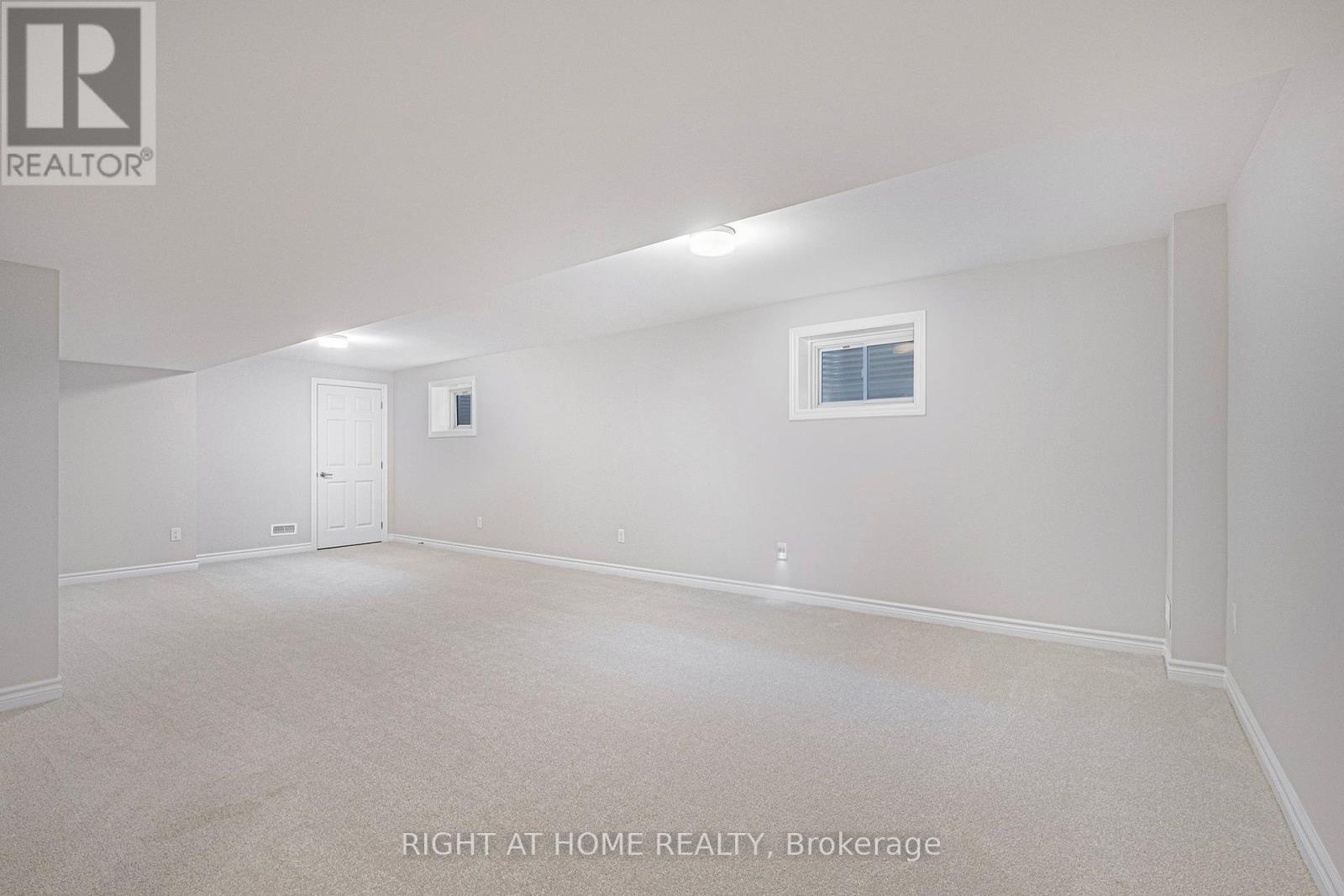 332 Peninsula Road, Ottawa, Ontario  K2J 7L3 - Photo 12 - X12417851
