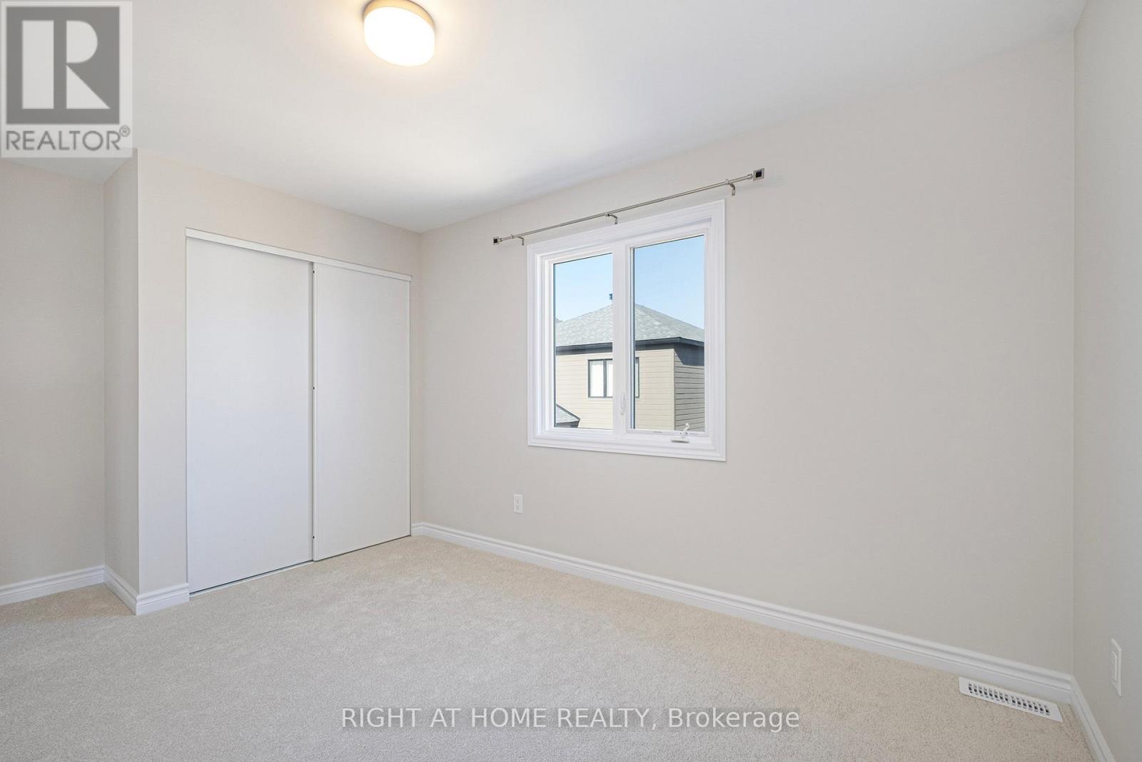332 Peninsula Road, Ottawa, Ontario  K2J 7L3 - Photo 9 - X12417851