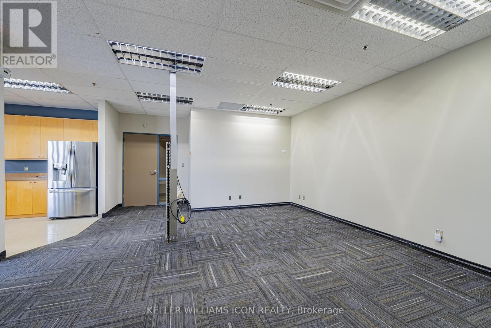 90 A Bill Leathem Drive, Ottawa, Ontario  K2J 0R3 - Photo 34 - X12245355