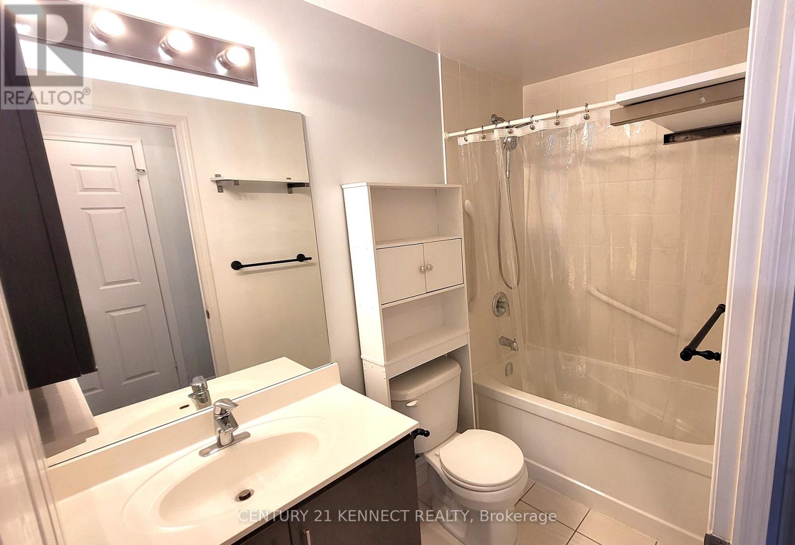 1015 - 15 James Finlay Way, Toronto, Ontario  M3M 0B3 - Photo 12 - W12405237
