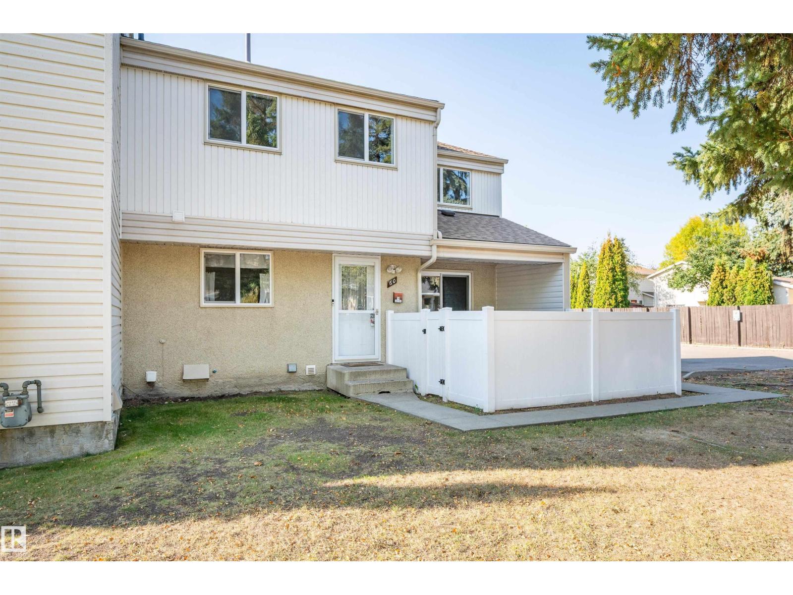 60 WOODVALE VG NW, Edmonton, Alberta